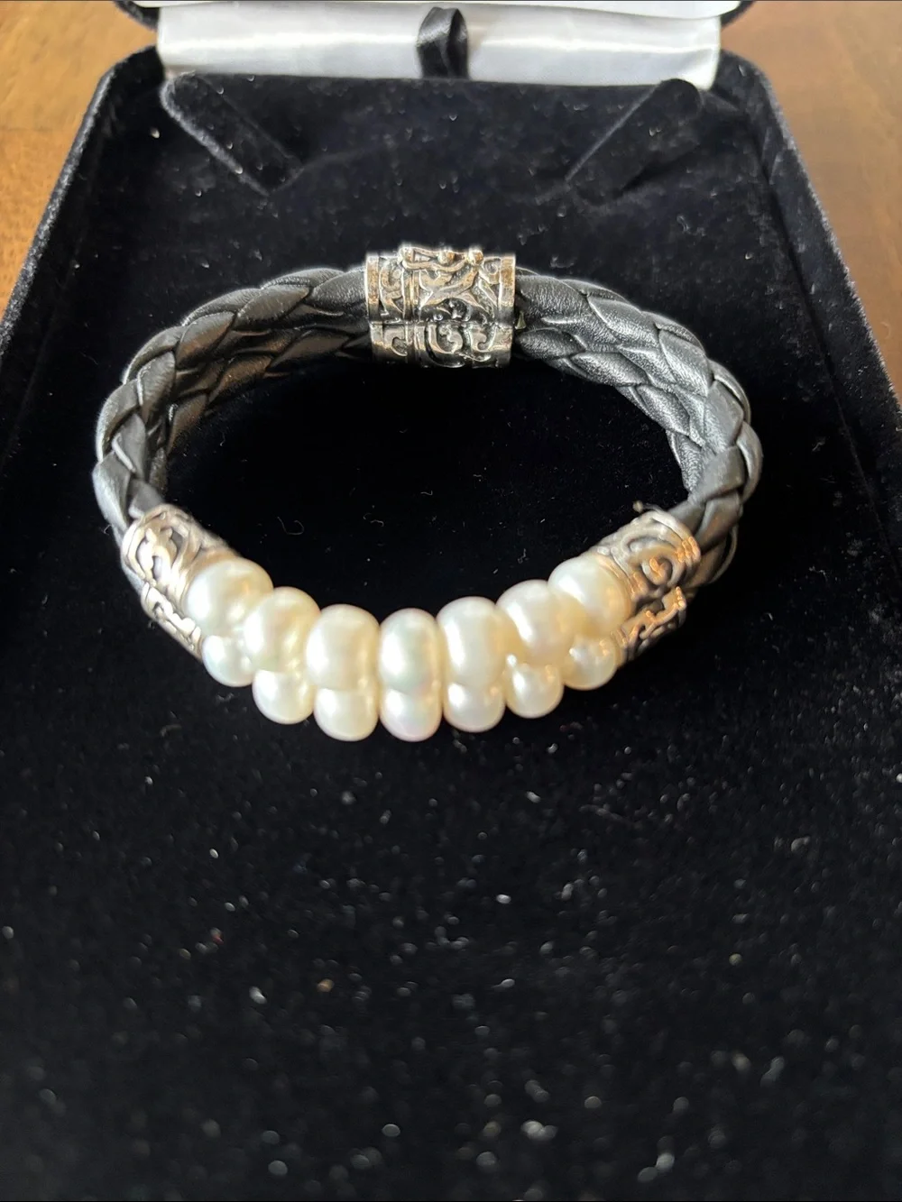 Leather and Freshwater Pearl Bracelet with Silver Accents